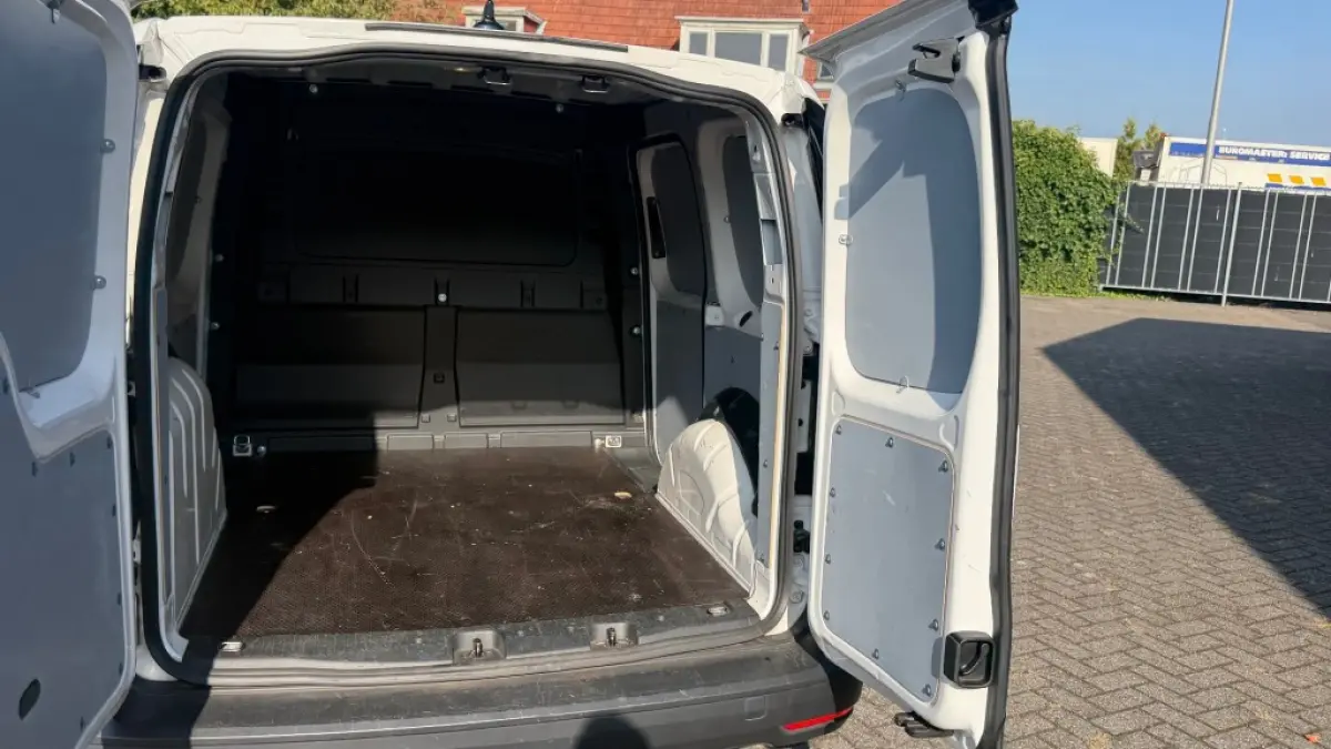 2.0 TDI 55KW 75PK EURO 6 AIRCO/ CRUISE CONTROL/ SCHUIFDEUR/ 100% DEALERONDERHOUDEN