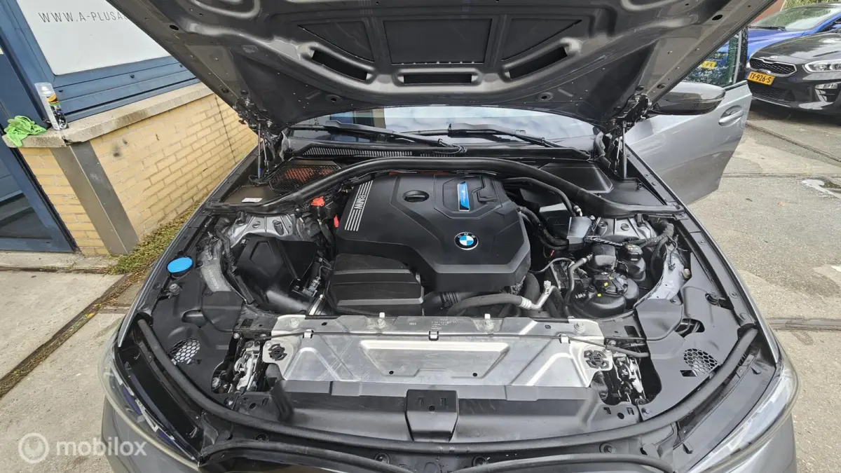 320e
