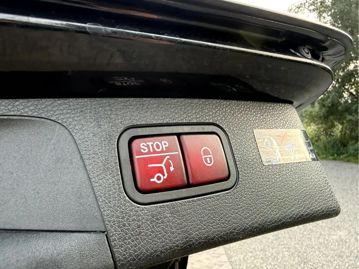 300 e Luxury Line 360 camera, Elek.Trekhaak, Navi