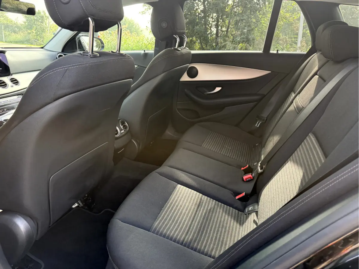300 e Luxury Line 360 camera, Elek.Trekhaak, Navi
