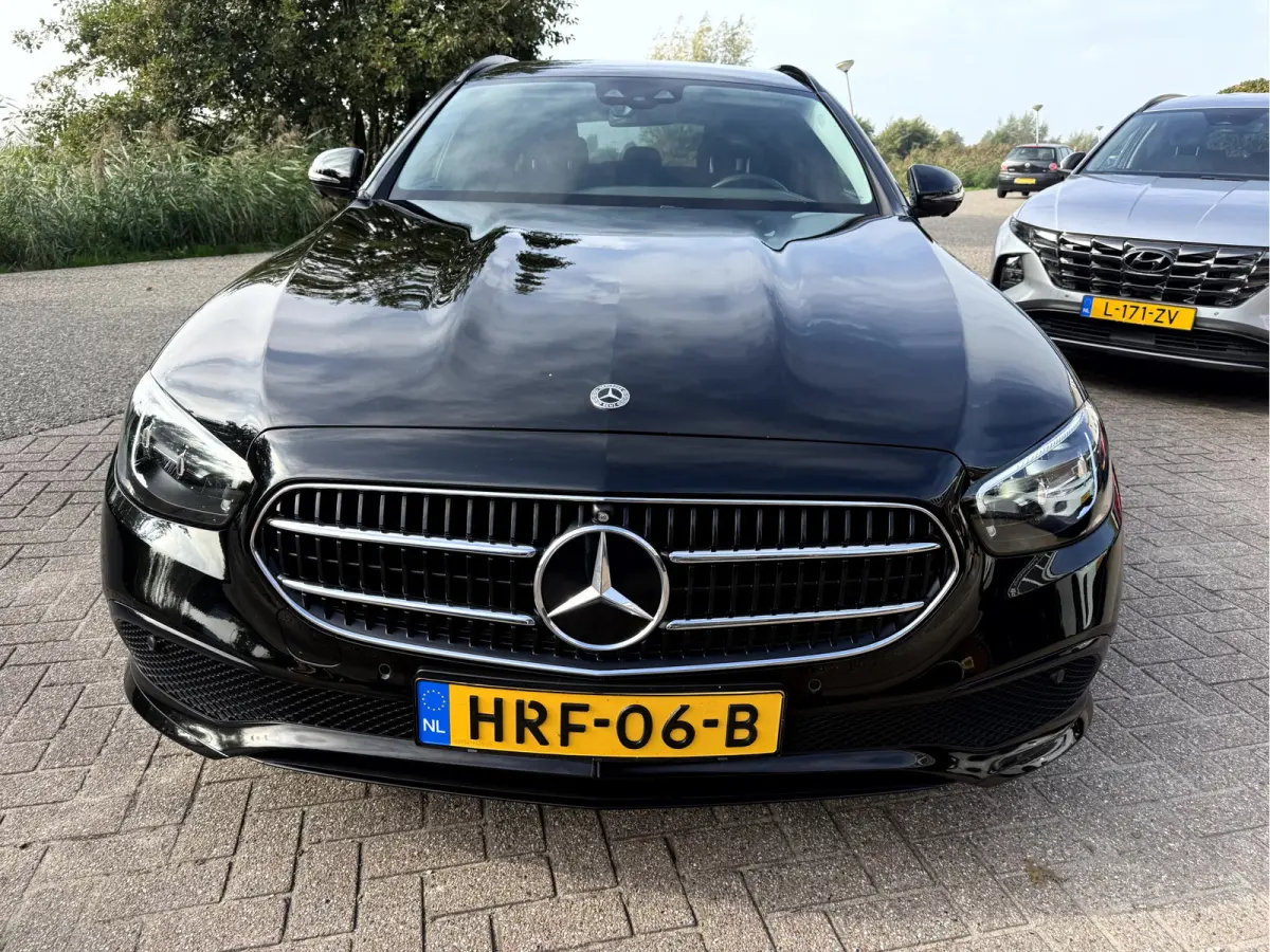 300 e Luxury Line 360 camera, Elek.Trekhaak, Navi