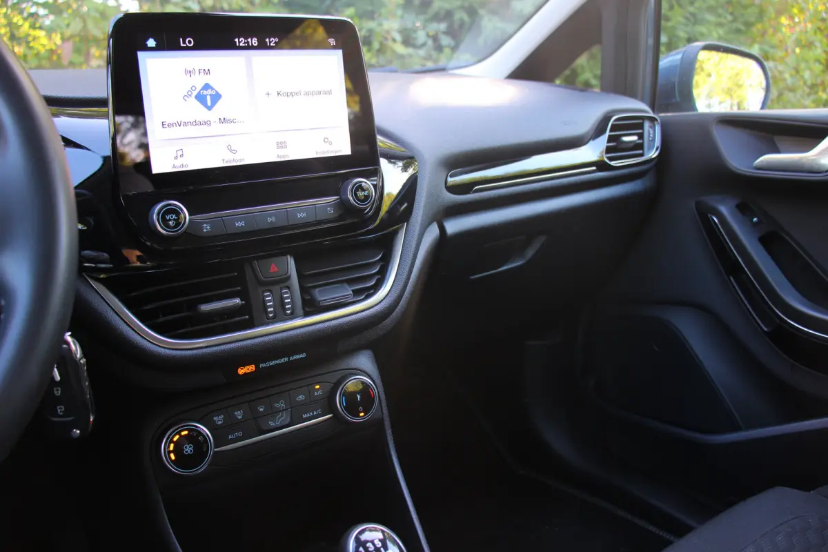 1.0 EcoBoost Hybrid Titanium 125PK | ORIGINEEL NL! | 1E EIGENAAR | DEALER OH | CRUISE | PARKEERSENS. | CARPLAY |
