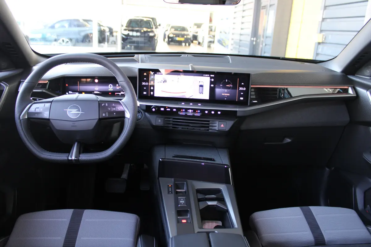 1.6 Turbo Plug-in-Hybrid GS | Matrix LED | Focal Audio | Schuif-kanteldak | Elektrische achterklep | ACC |