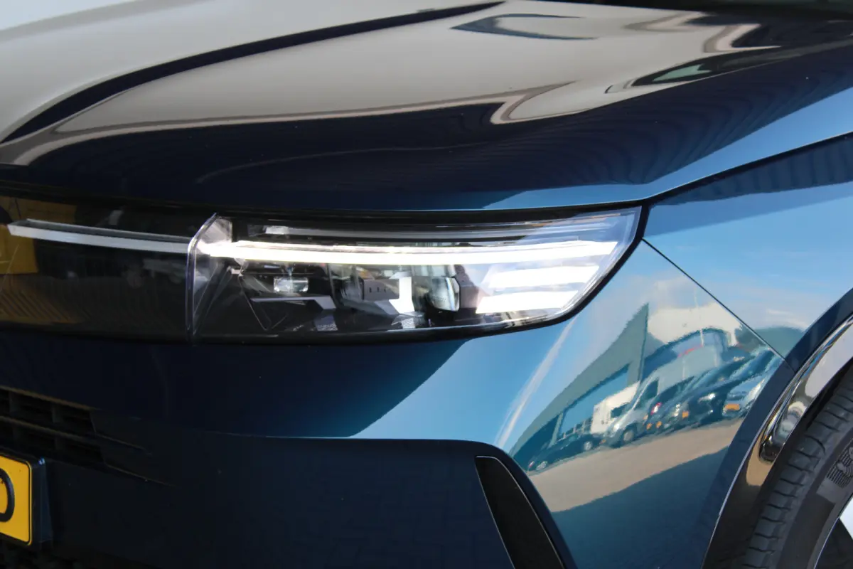 1.6 Turbo Plug-in-Hybrid GS | Matrix LED | Focal Audio | Schuif-kanteldak | Elektrische achterklep | ACC |