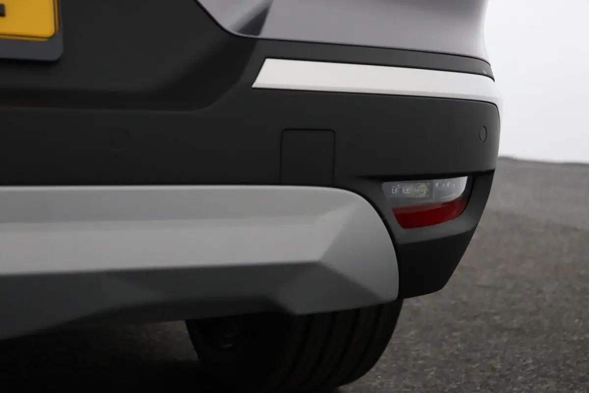 iconic full hybrid E-Tech 160 | pack light & sound |