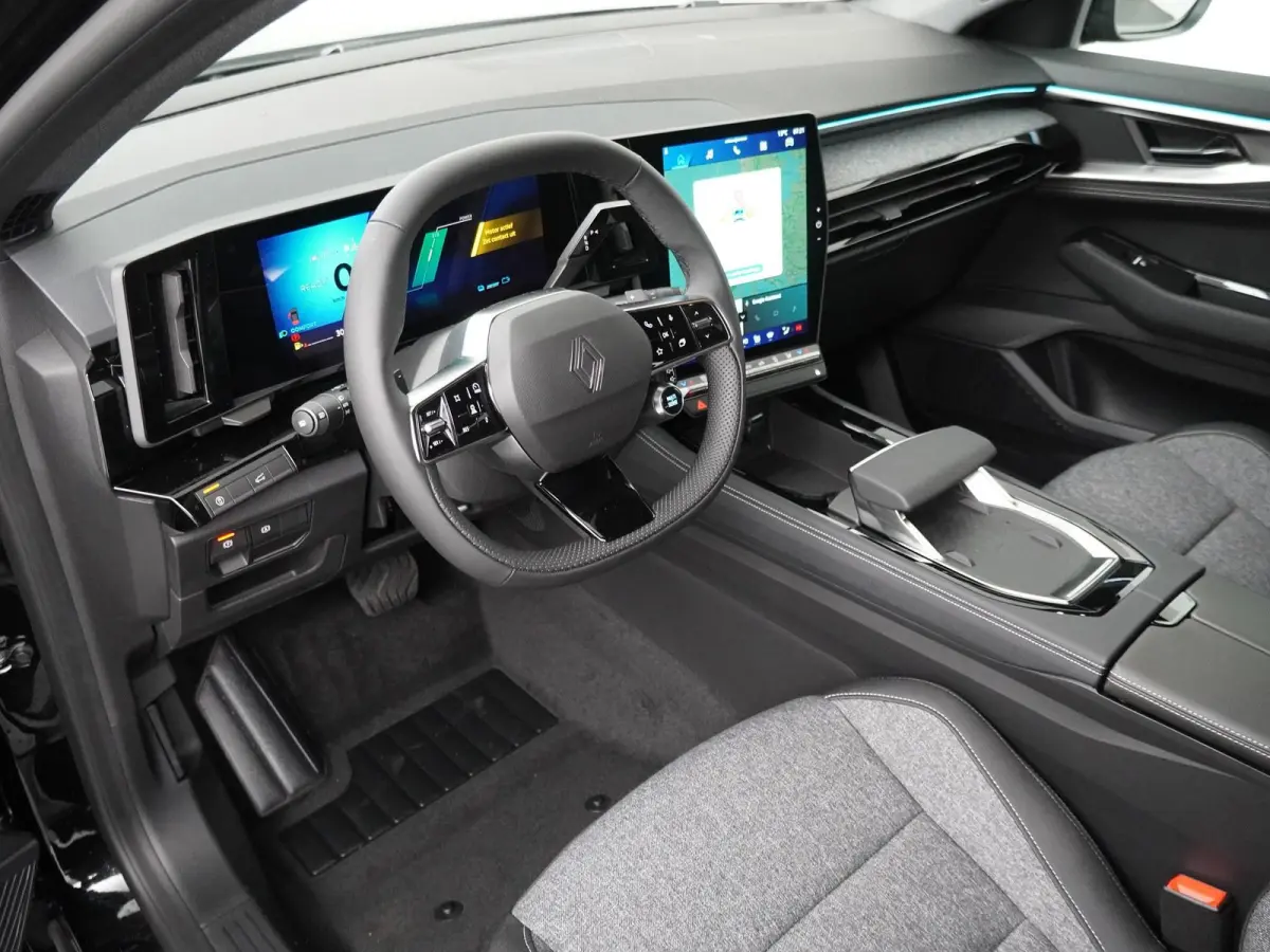techno full hybrid E-Tech 200 | noir étoilé GNE |