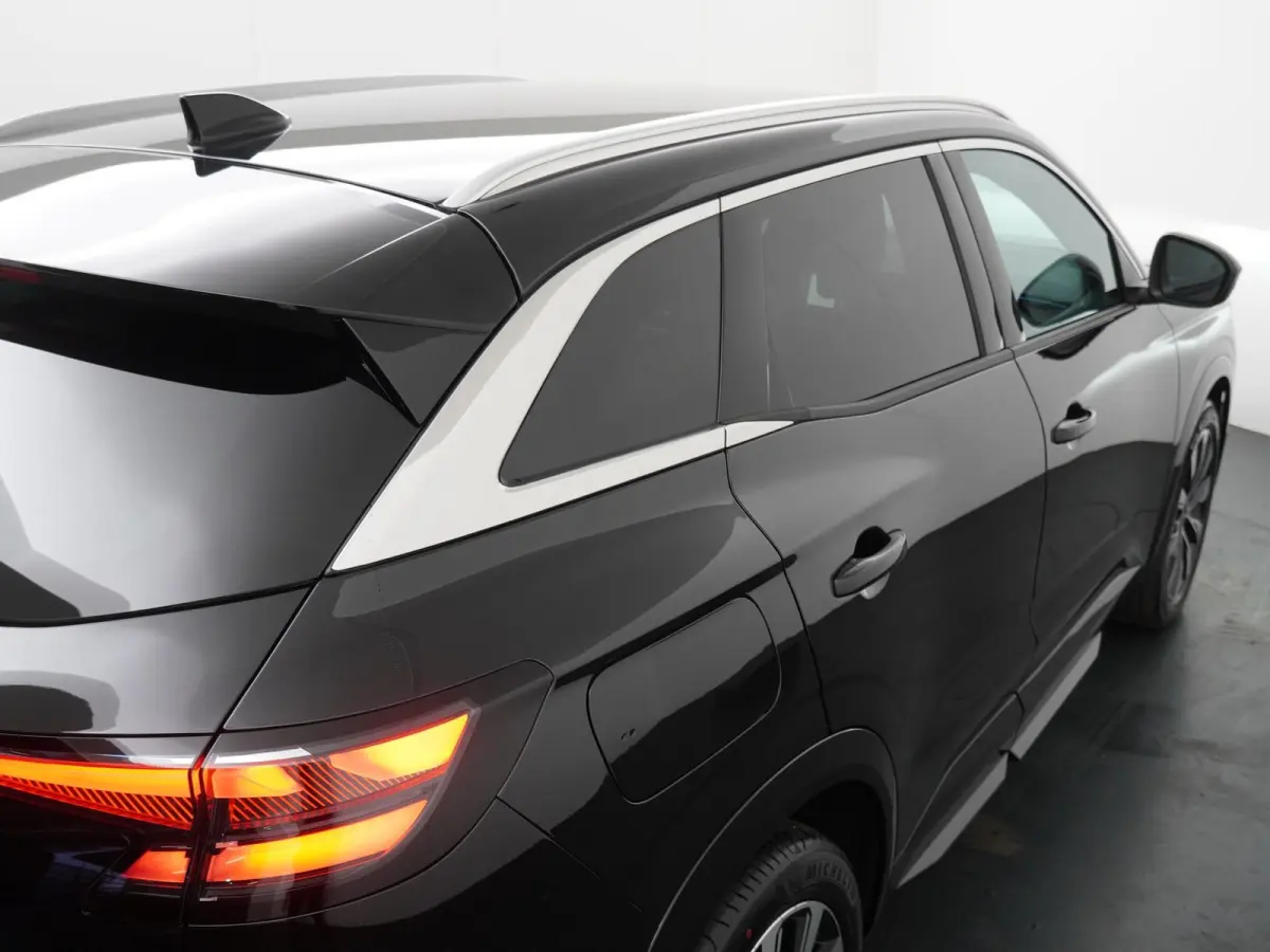 techno full hybrid E-Tech 200 | noir étoilé GNE |