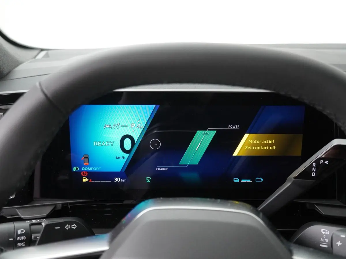 techno full hybrid E-Tech 200 | noir étoilé GNE |