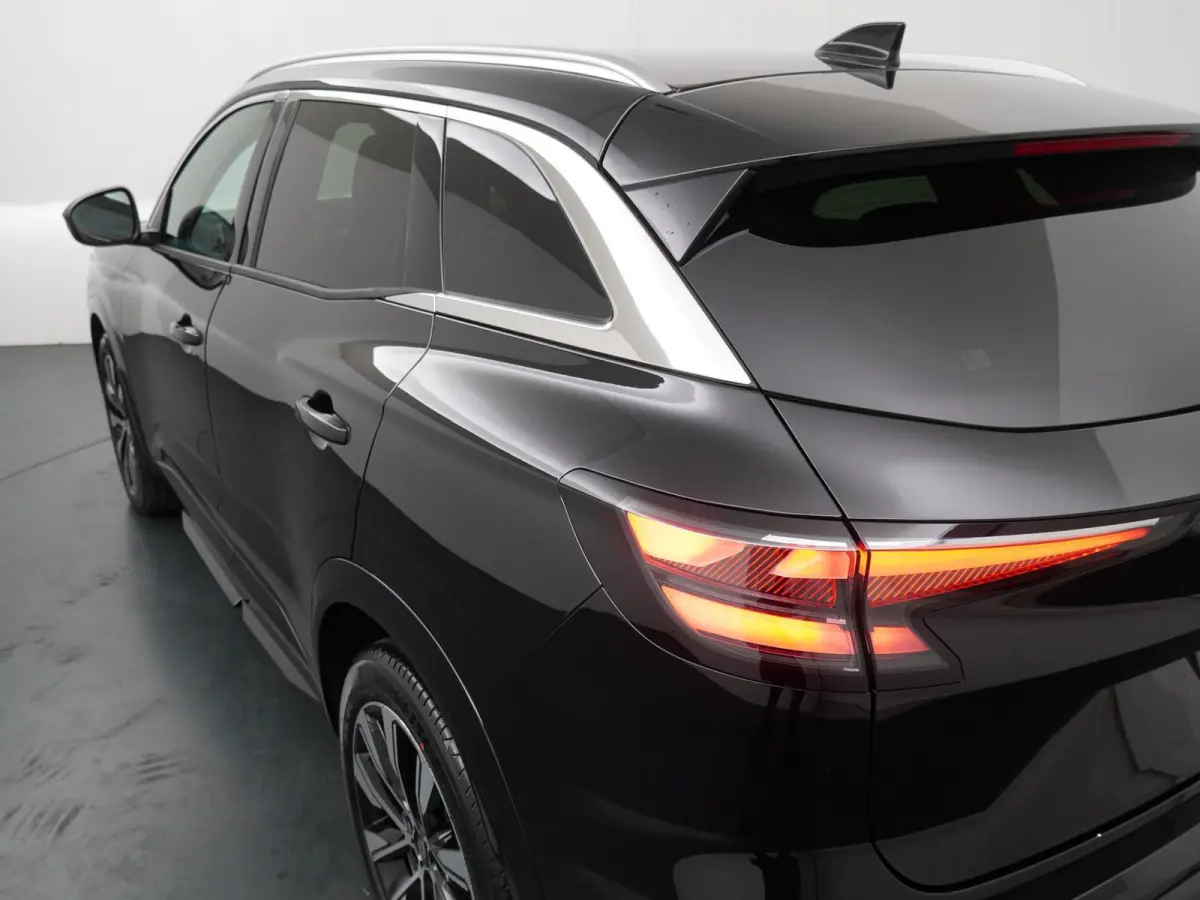 techno full hybrid E-Tech 200 | noir étoilé GNE |