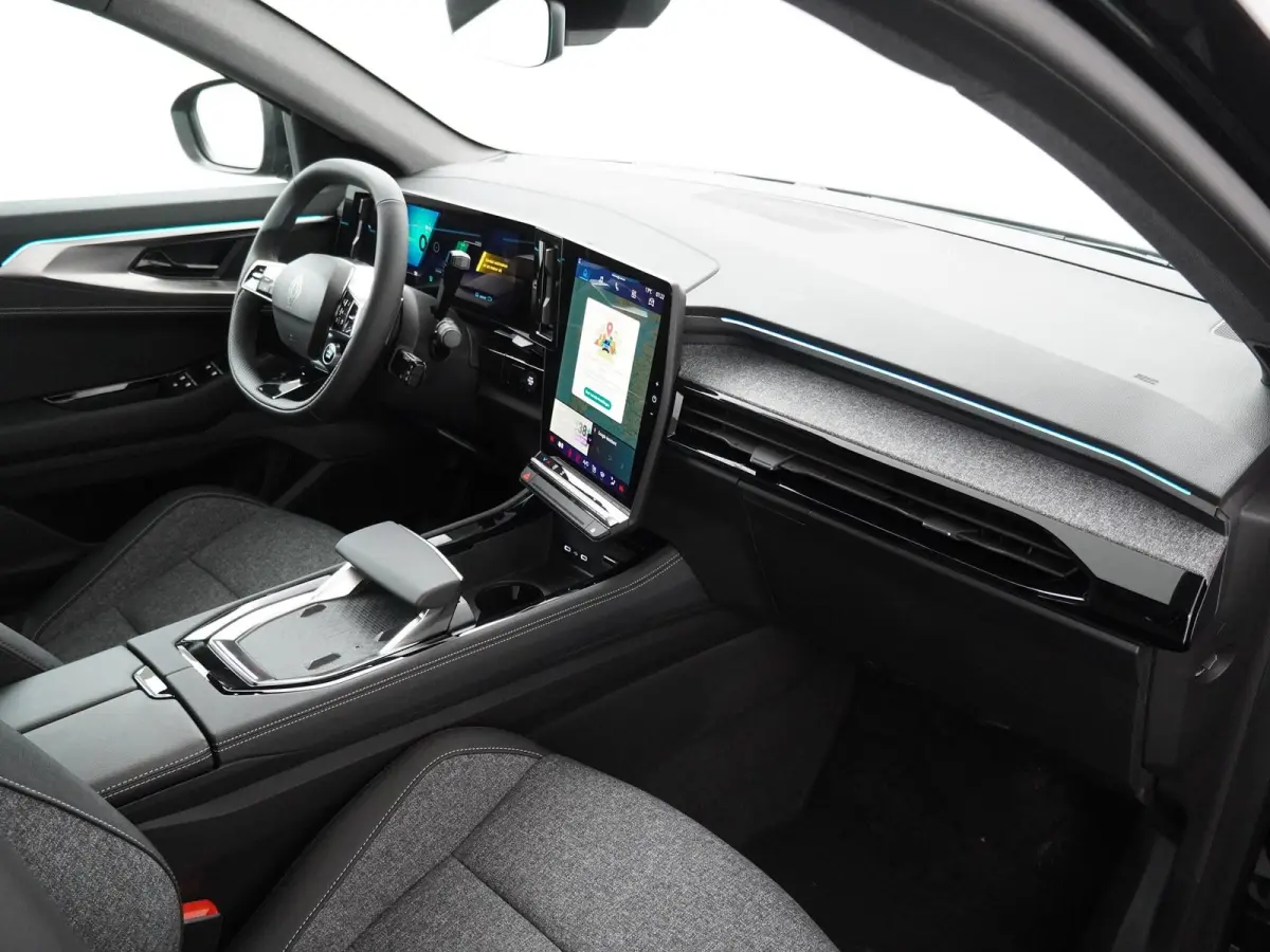 techno full hybrid E-Tech 200 | noir étoilé GNE |