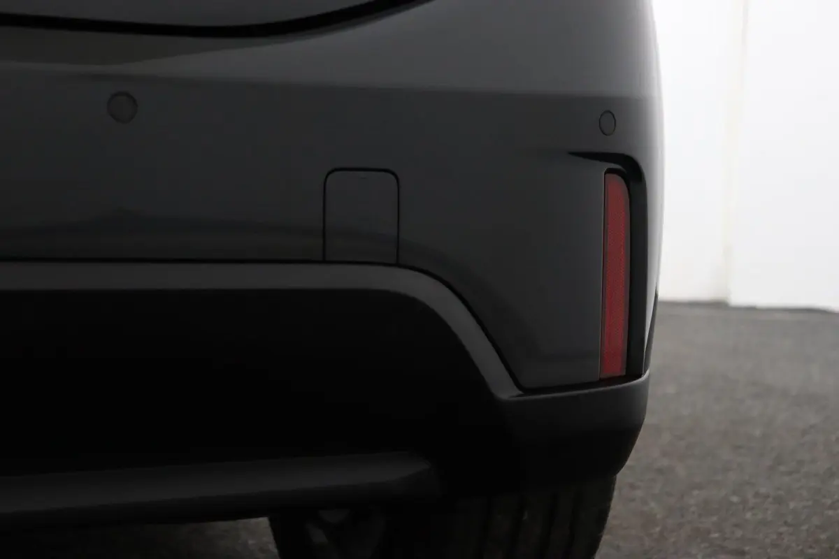Cooper C Favoured Uitvoering | Pakket S | Stoel- en stuurverwarming | Head-Up Display | Comfort Access