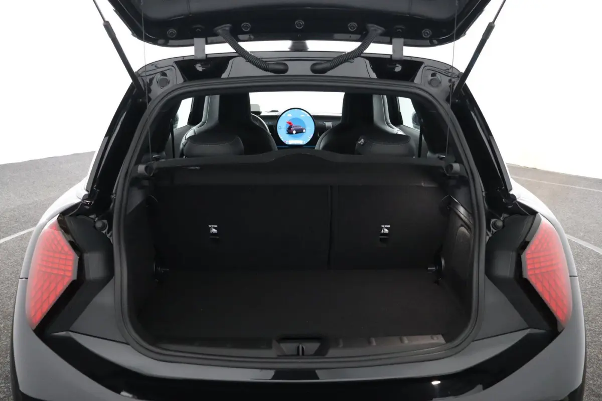 Cooper C Favoured Uitvoering | Pakket S | Stoel- en stuurverwarming | Head-Up Display | Comfort Access