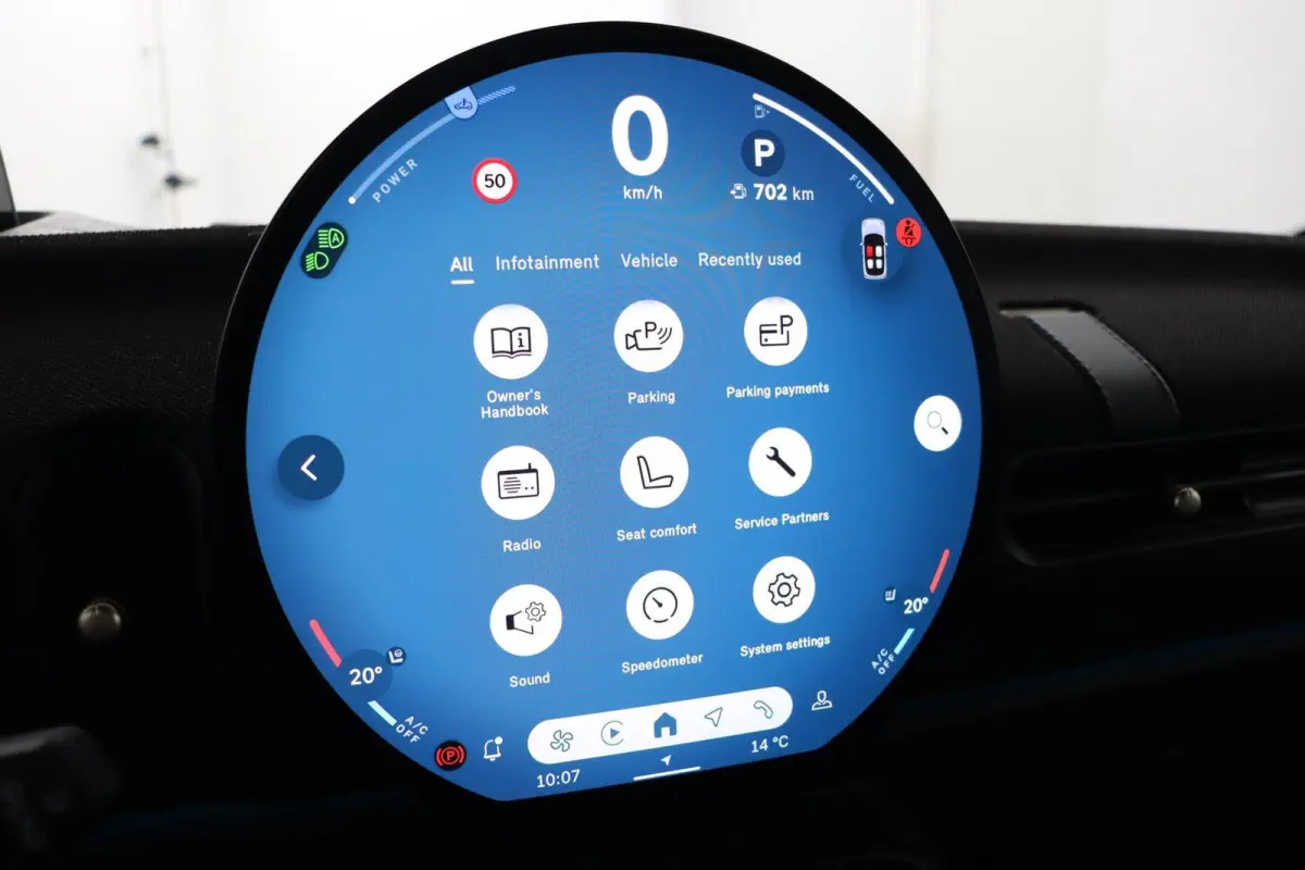 Cooper C Favoured Uitvoering | Pakket S | Stoel- en stuurverwarming | Head-Up Display | Comfort Access
