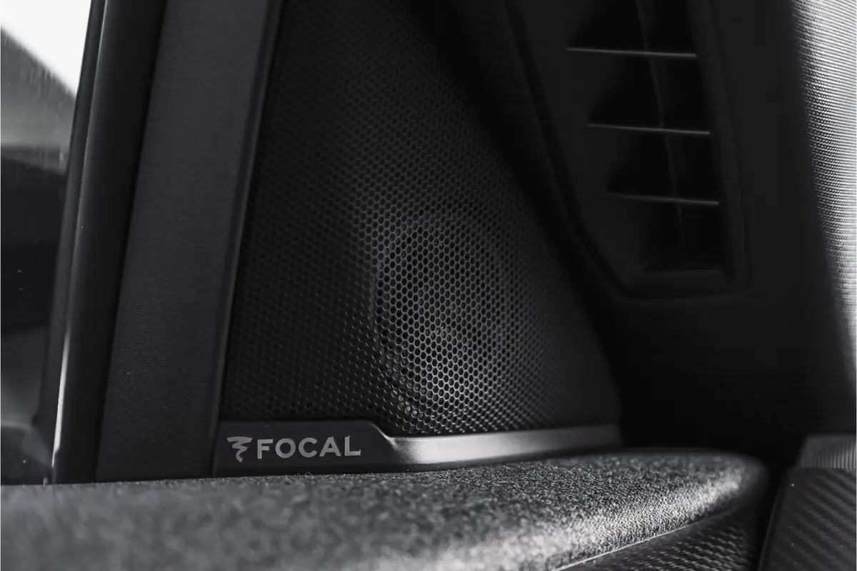 1.2 Turbo Hybrid GS | Tech Pack | Adapt. Cruise | HUD | Focal | Stoel-+Stuurverw. | 360 Camera | NAV + App. Connect | LM 19" | 6365