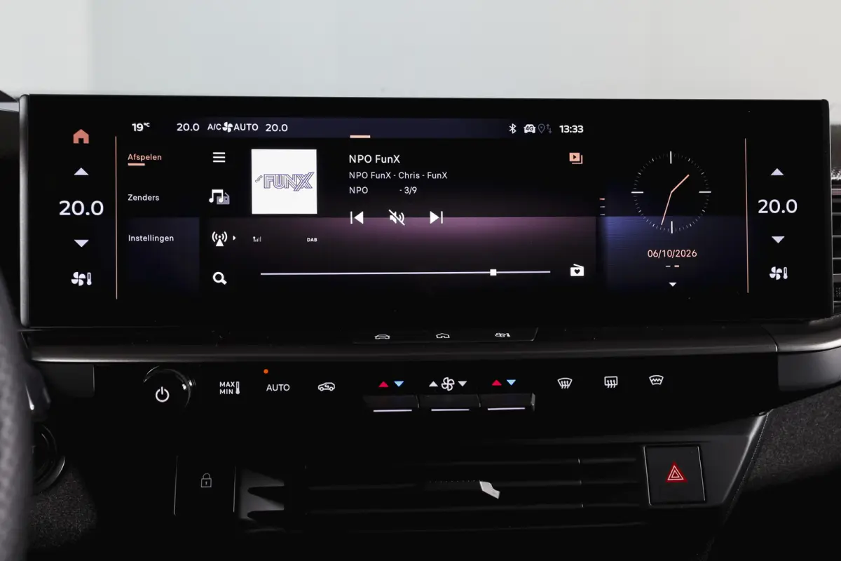 1.2 Turbo Hybrid GS | Tech Pack | Adapt. Cruise | HUD | Focal | Stoel-+Stuurverw. | 360 Camera | NAV + App. Connect | LM 19" | 6365