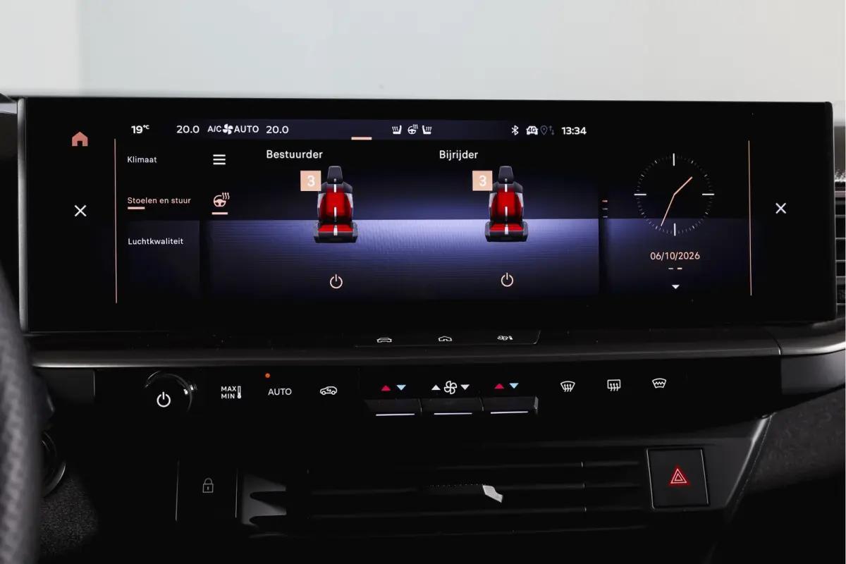 1.2 Turbo Hybrid GS | Tech Pack | Adapt. Cruise | HUD | Focal | Stoel-+Stuurverw. | 360 Camera | NAV + App. Connect | LM 19" | 6365