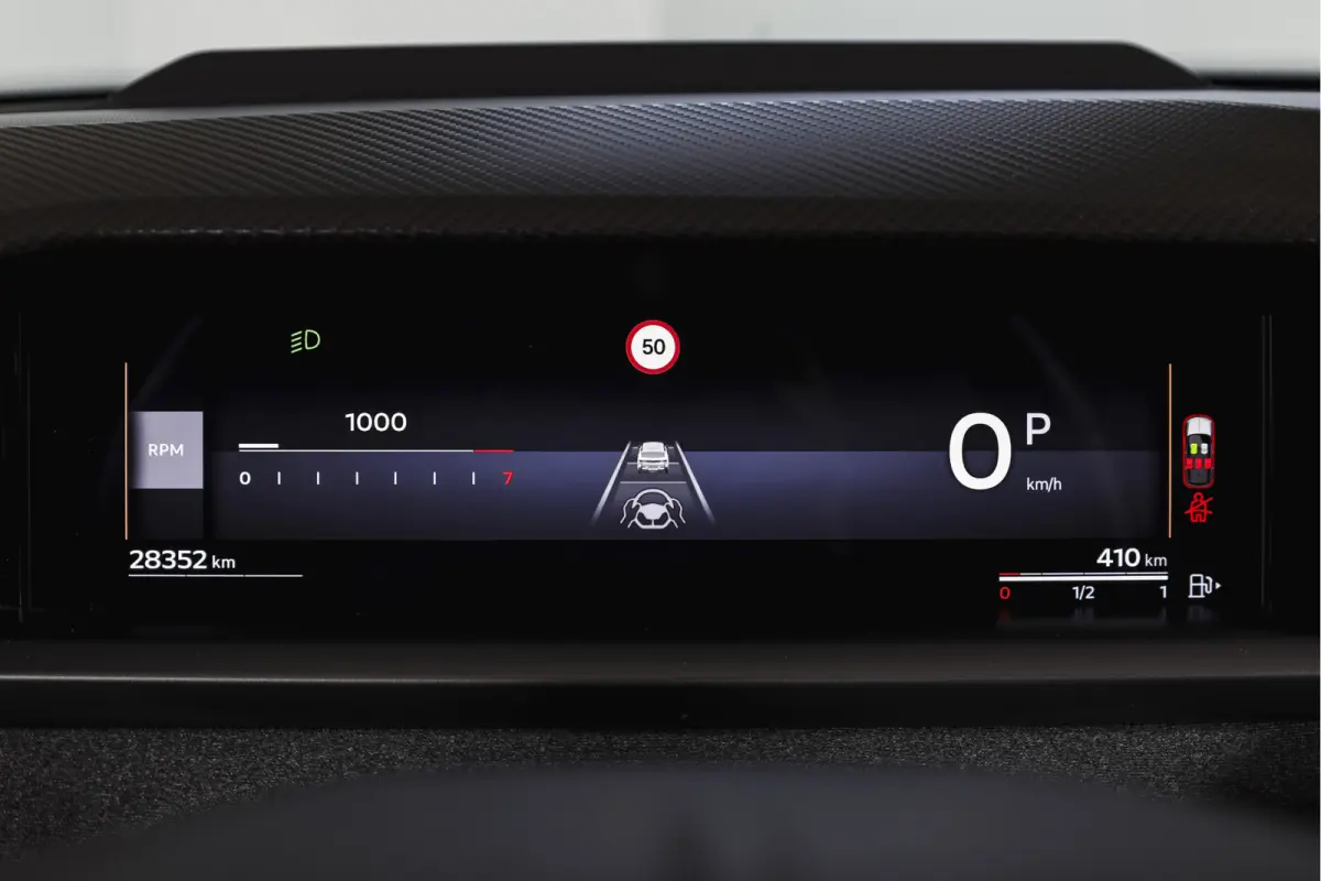 1.2 Turbo Hybrid GS | Tech Pack | Adapt. Cruise | HUD | Focal | Stoel-+Stuurverw. | 360 Camera | NAV + App. Connect | LM 19" | 6365