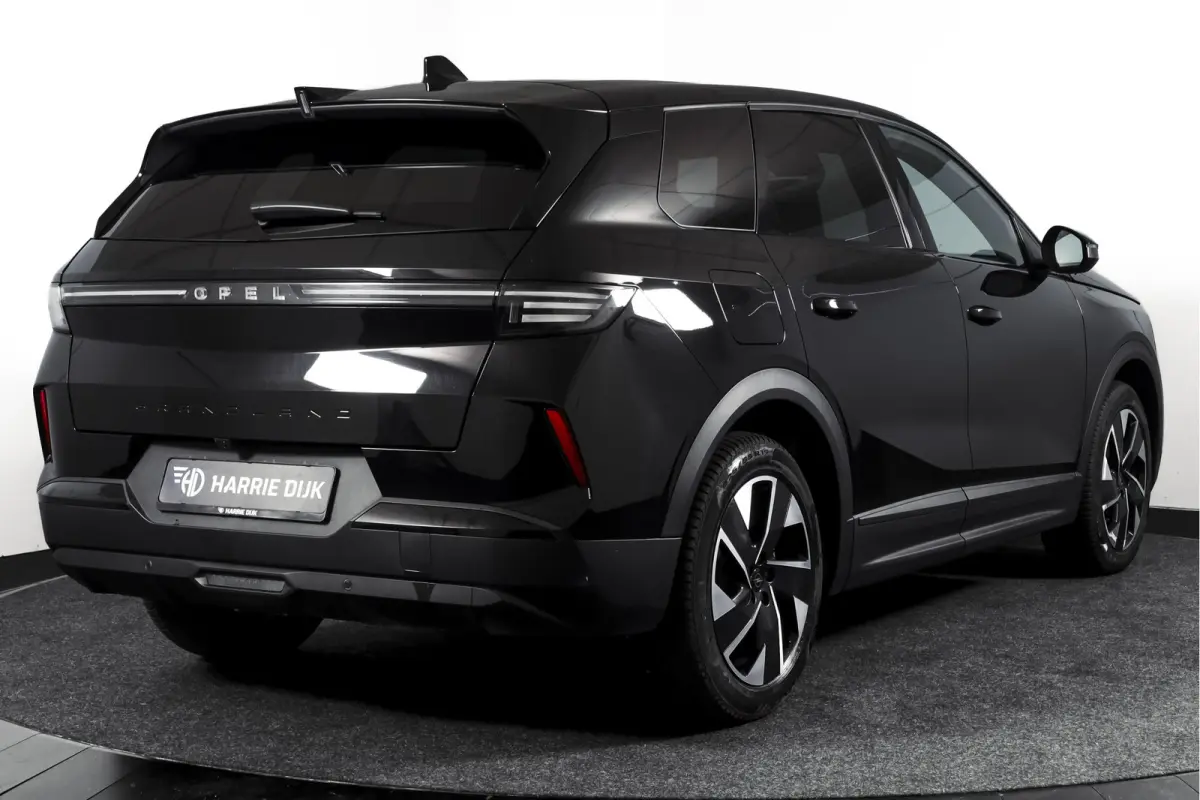 1.2 Turbo Hybrid GS | Tech Pack | Adapt. Cruise | HUD | Focal | Stoel-+Stuurverw. | 360 Camera | NAV + App. Connect | LM 19" | 6365