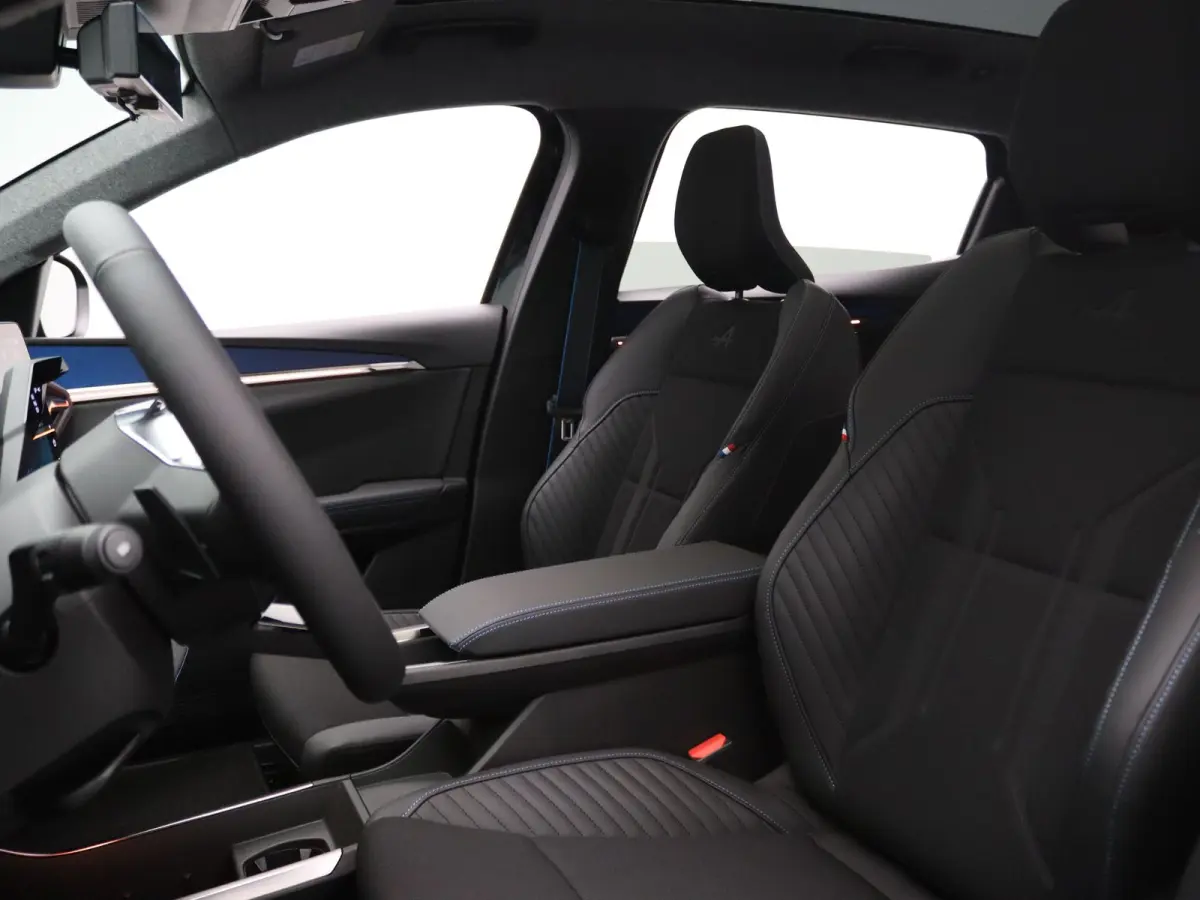 EV87 long range esprit Alpine Apple Carplay/Android Auto | Climate