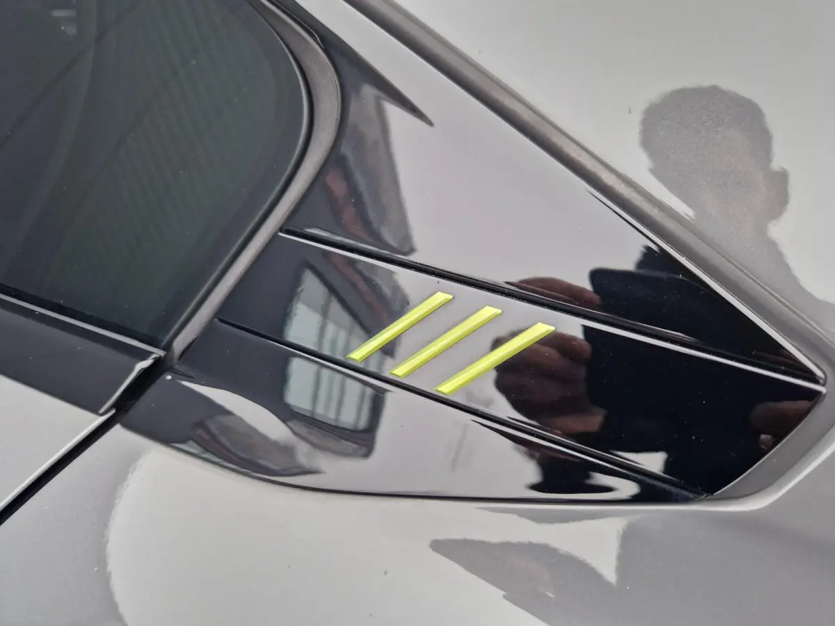1.6 HYbrid Peugeot Sport Engineered 360pk 1E Eig.
