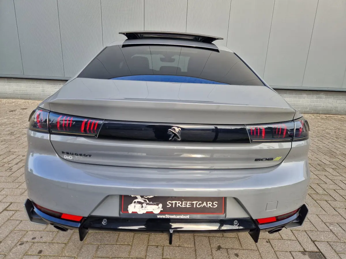 1.6 HYbrid Peugeot Sport Engineered 360pk 1E Eig.