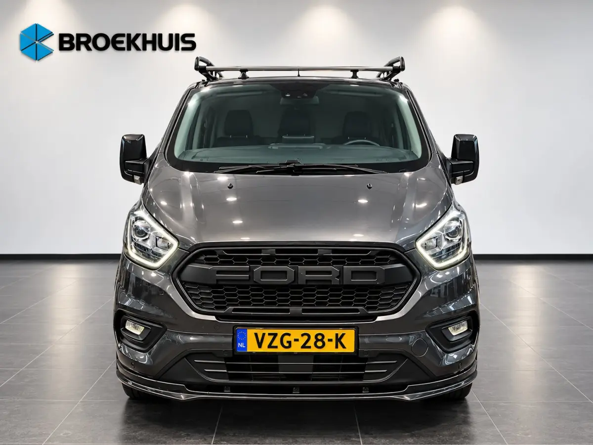 300 2.0 TDCI L2H1 Limited | Navigatie | Stoelverwarming | Imperiaal | Camera | Bodykit