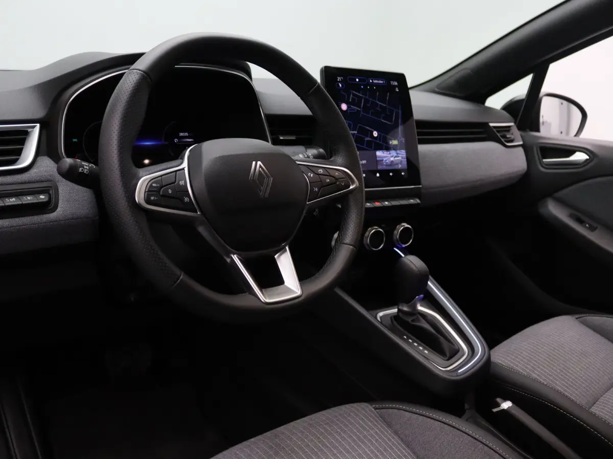 145pk E-Tech Full Hybrid techno Apple Carplay/Android Auto | Climate