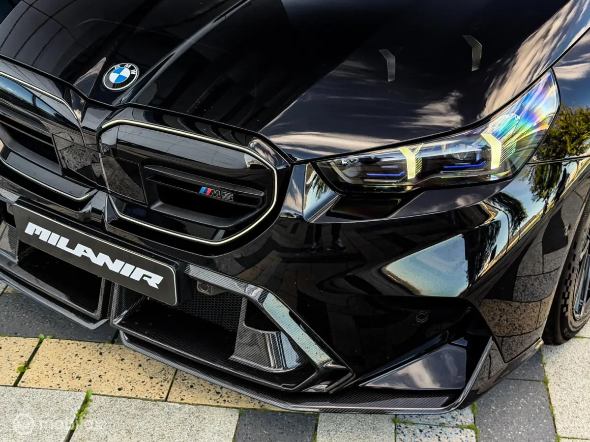 M5 AKRA|Keramisch|BTW|Carbon|Pano|Kuip|B&W