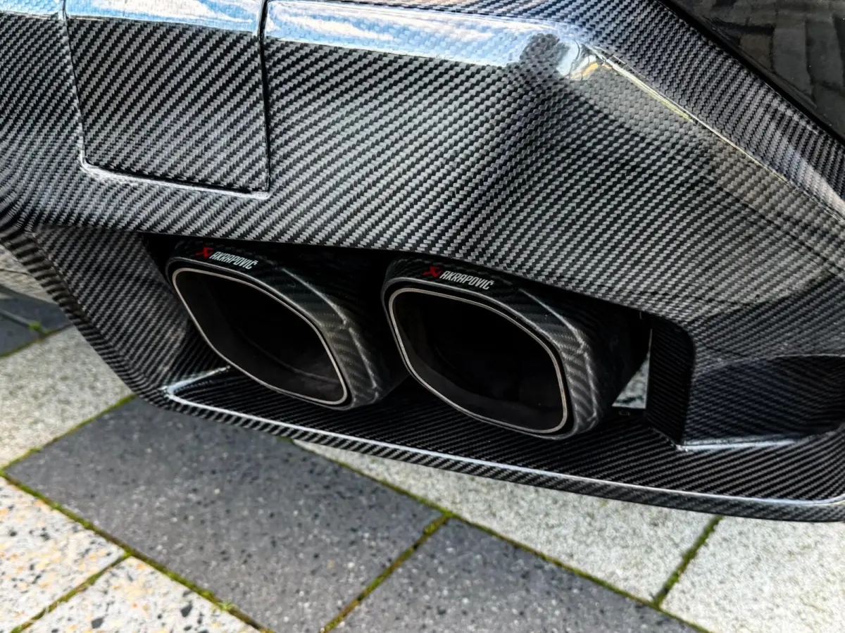 M5 AKRA|Keramisch|BTW|Carbon|Pano|Kuip|B&W