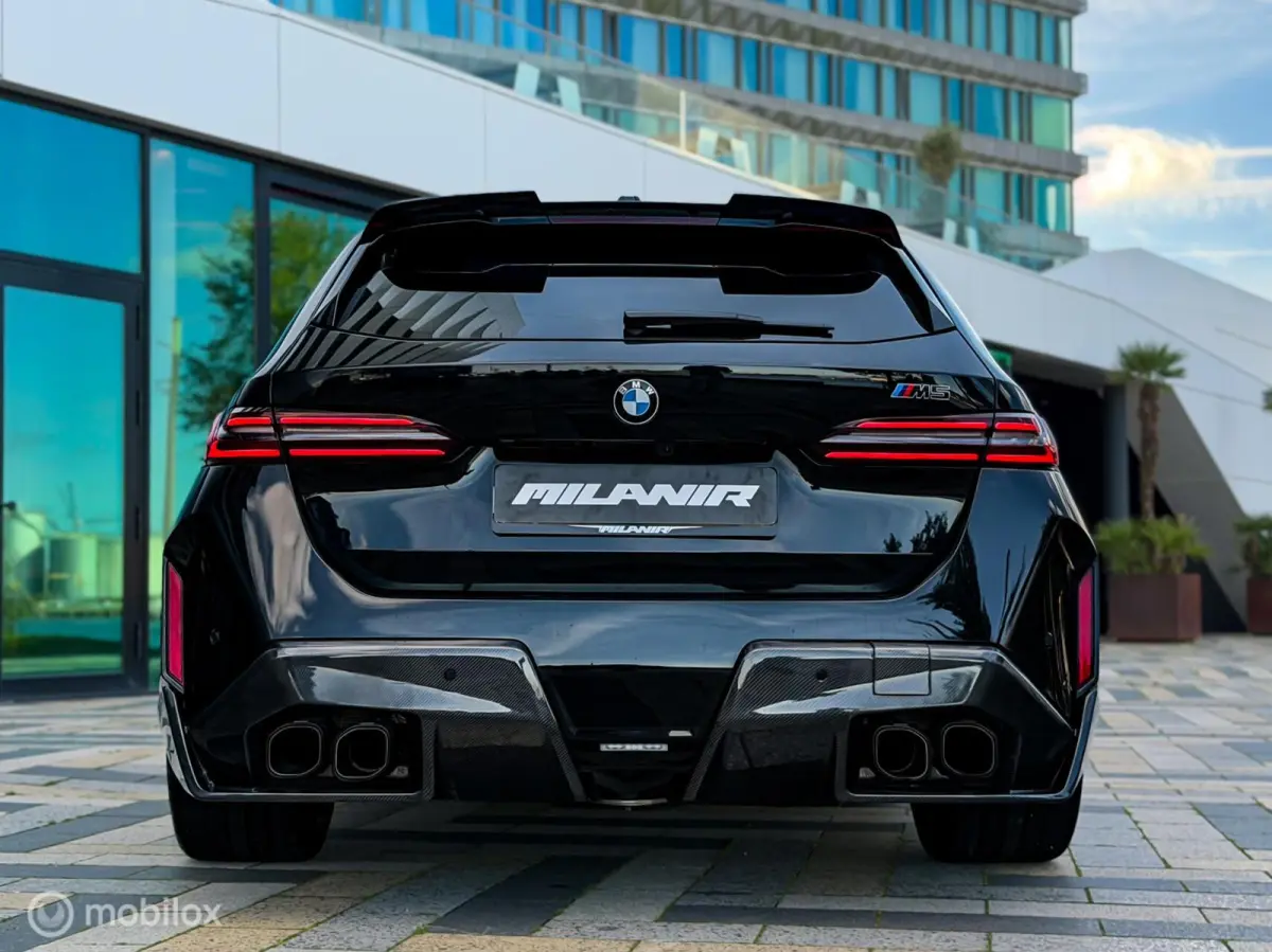 M5 AKRA|Keramisch|BTW|Carbon|Pano|Kuip|B&W