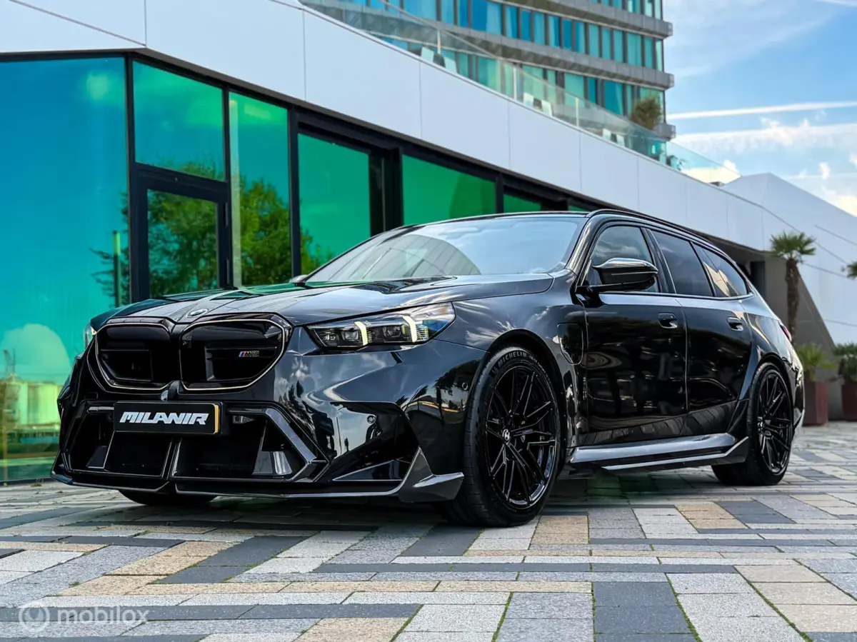 M5 AKRA|Keramisch|BTW|Carbon|Pano|Kuip|B&W