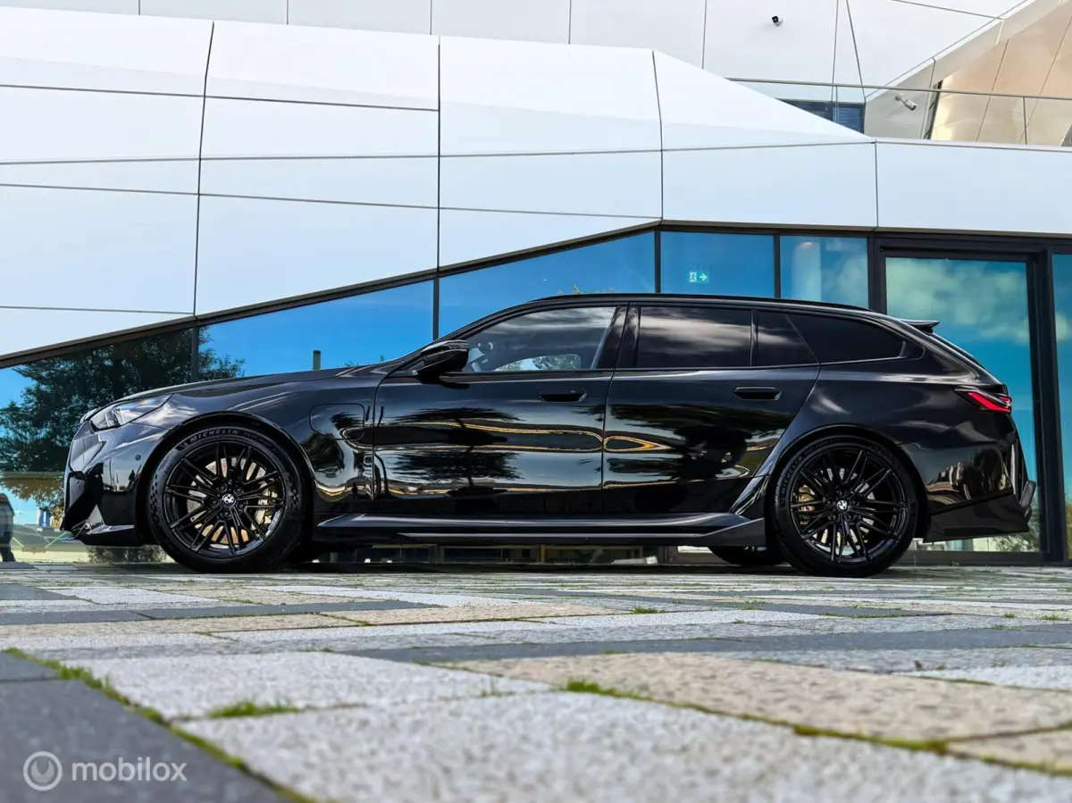 M5 AKRA|Keramisch|BTW|Carbon|Pano|Kuip|B&W