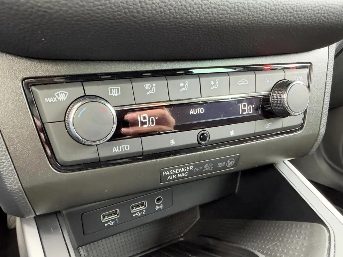 1.0 TSI FR Business Intense|NL-Auto|LED|Navi