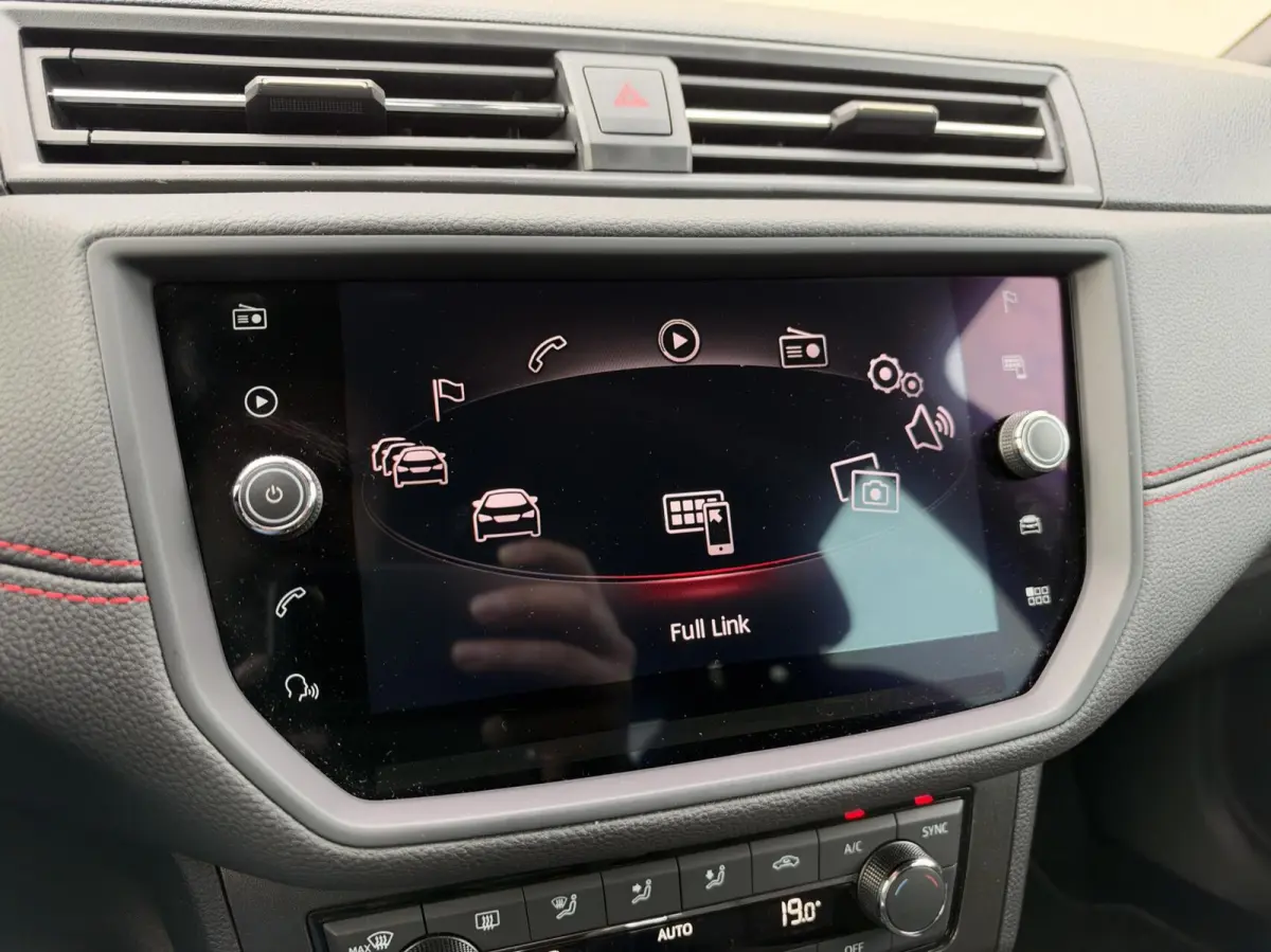 1.0 TSI FR Business Intense|NL-Auto|LED|Navi