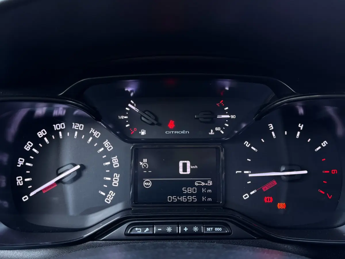 1.2 PureTech C-Series | Parkeersensoren | Navigatie by App | Stoelverwarming | Climate control | Cruise control