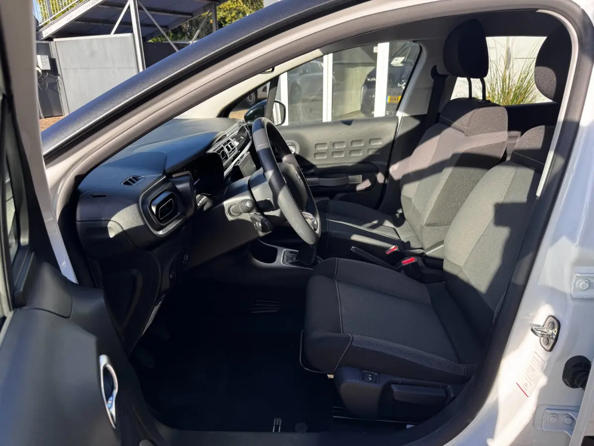 1.2 PureTech C-Series | Parkeersensoren | Navigatie by App | Stoelverwarming | Climate control | Cruise control