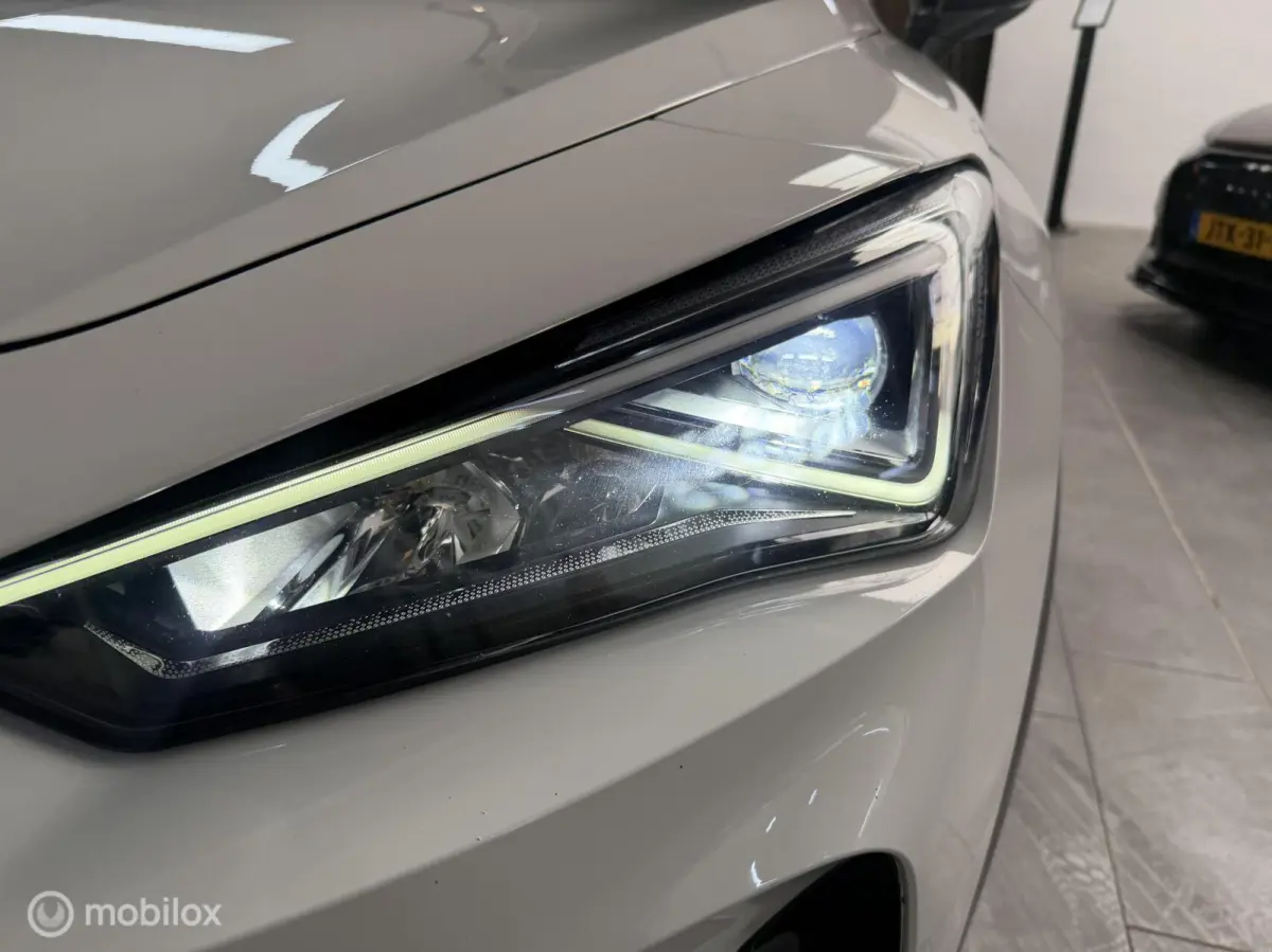 1.4 e-Hybrid | 204PK | NAVI I CAMERA I DEALER