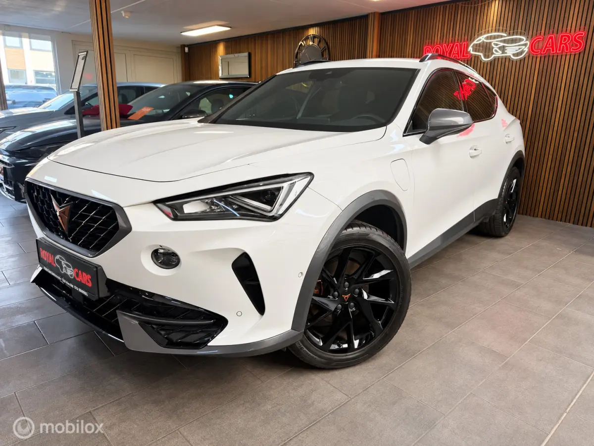 1.4 e-Hybrid | 204PK | NAVI I CAMERA I DEALER