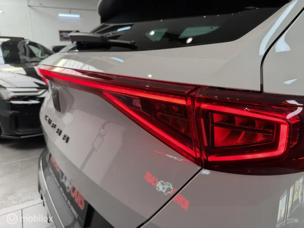 1.4 e-Hybrid | 204PK | NAVI I CAMERA I DEALER