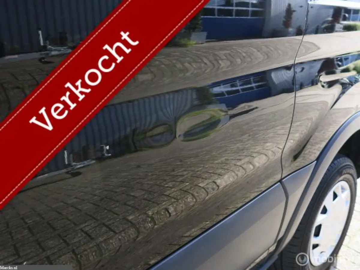 330 2.0 TDCI L2H3 Ambiente EURO 6 3 Persoons