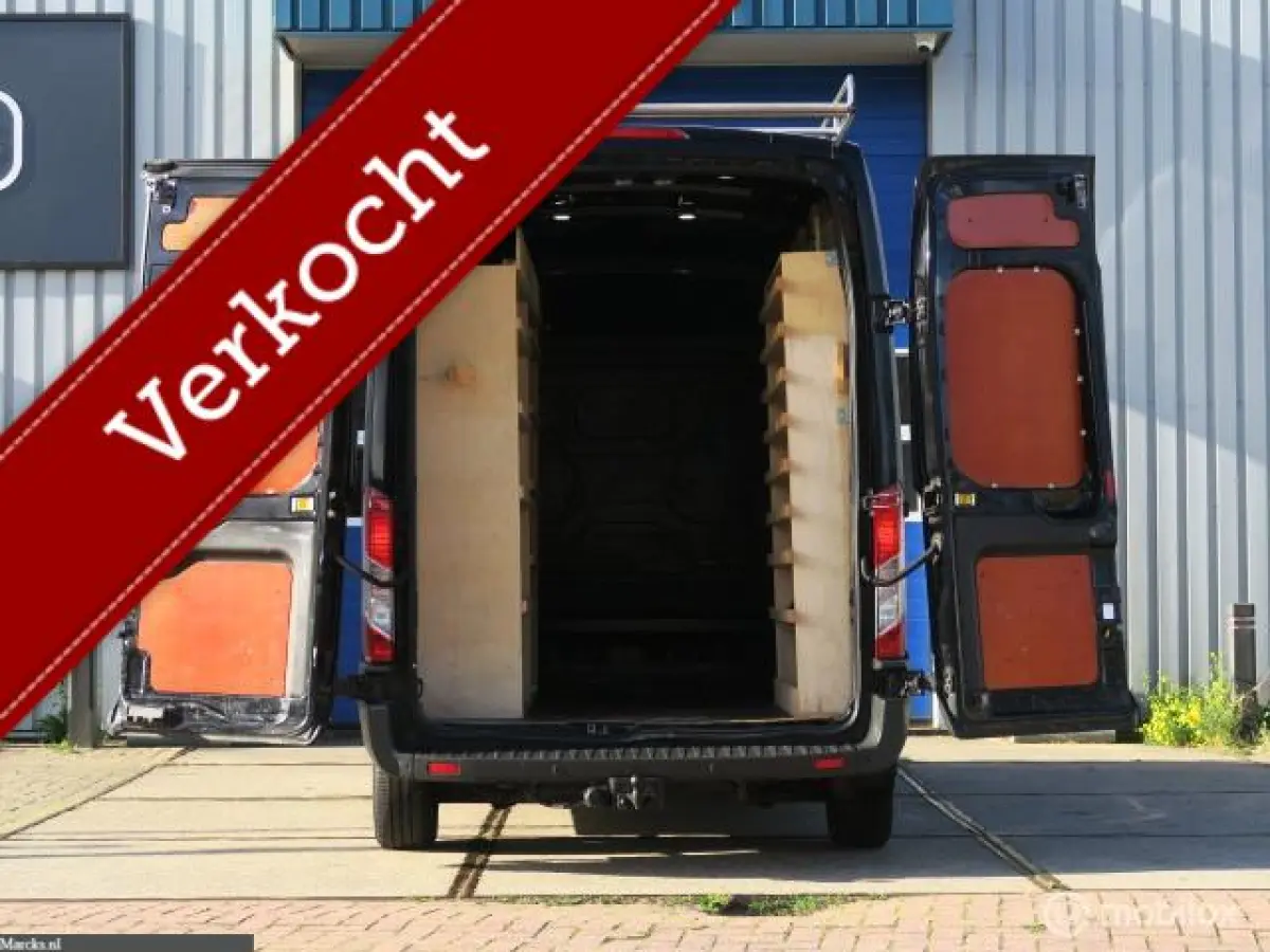 330 2.0 TDCI L2H3 Ambiente EURO 6 3 Persoons
