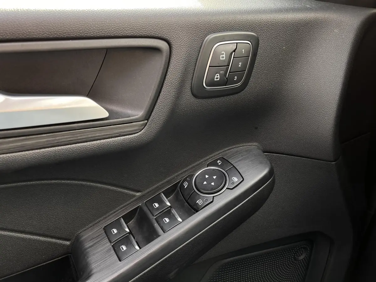 2.5 PHEV Active X 243PK Winterpack Adaptieve Cruise AGR-Stoelen 360-Camera B&O Elek. Achterklep Full-LED Climate Privacy Glass Keyless *2100KG Trekgewicht*