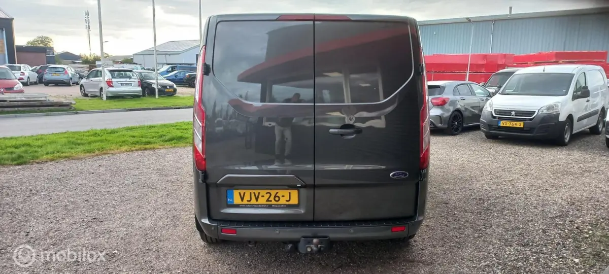 300 2.0 TDCI L2H1 Limited/AUTOMAAT