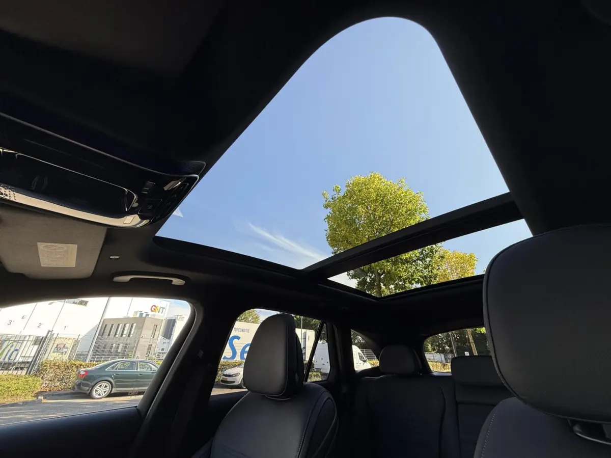 400e AMG ACHTERAS BESTURING LUCHTVERING TREKHAAK