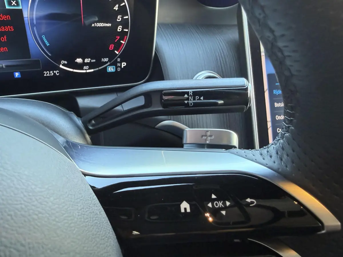 400e AMG ACHTERAS BESTURING LUCHTVERING TREKHAAK