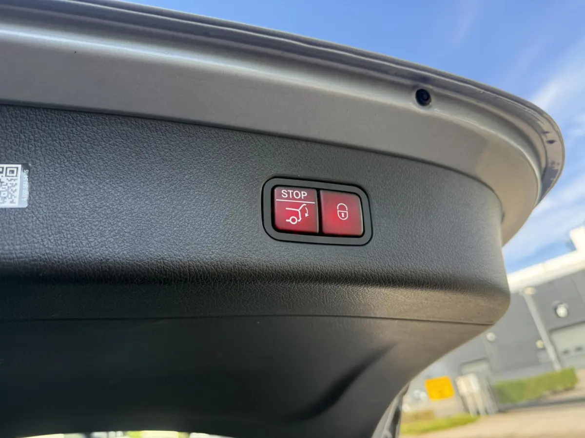 400e AMG ACHTERAS BESTURING LUCHTVERING TREKHAAK