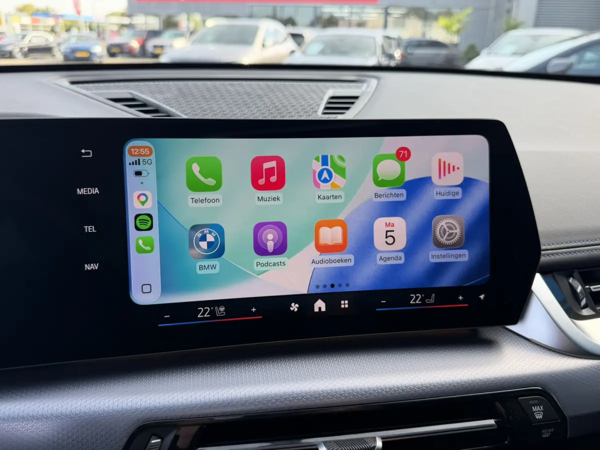sDrive20i M Sport Panoramadak Trekhaak Elek. Stoelverstelling Carplay Keyless Entry
