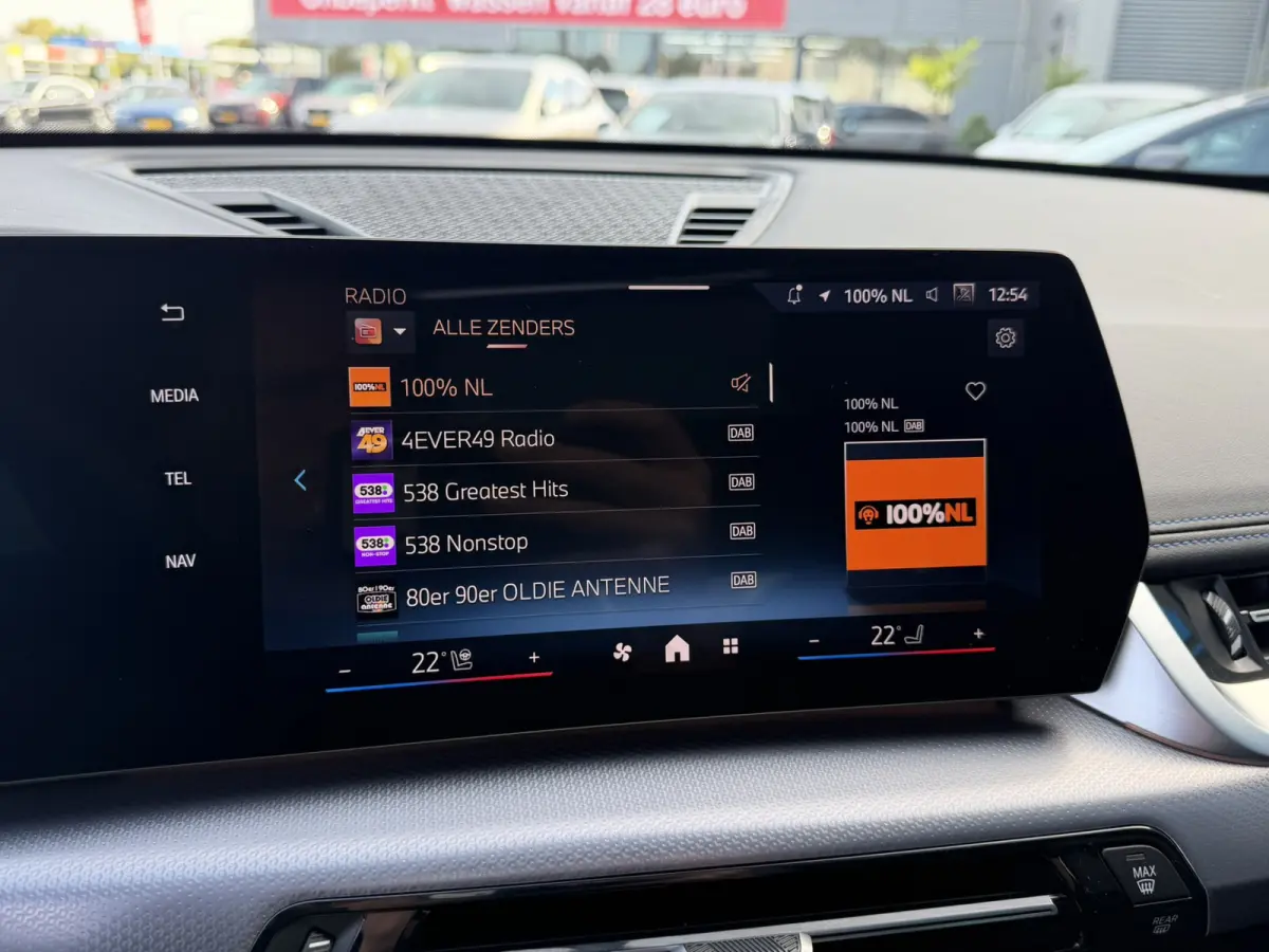 sDrive20i M Sport Panoramadak Trekhaak Elek. Stoelverstelling Carplay Keyless Entry