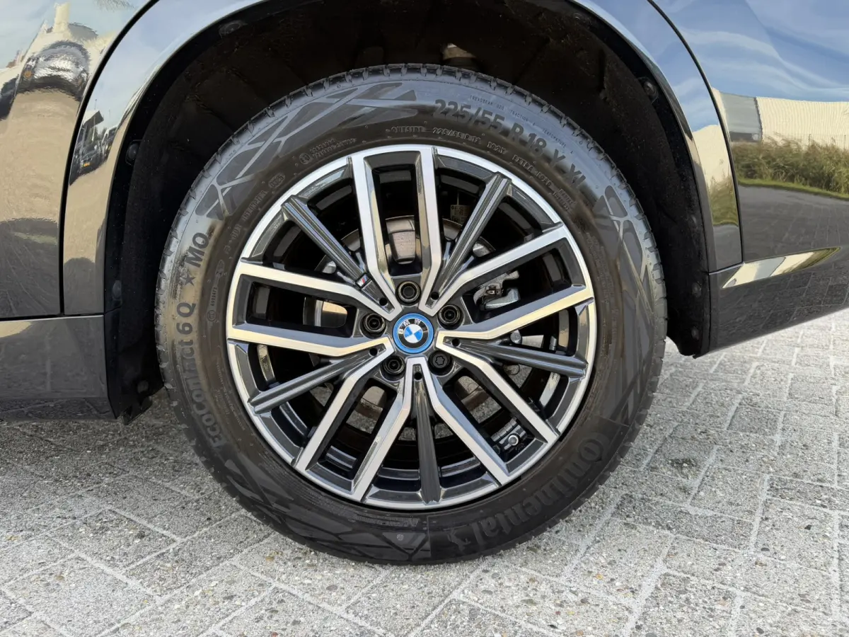 sDrive20i M Sport Panoramadak Trekhaak Elek. Stoelverstelling Carplay Keyless Entry