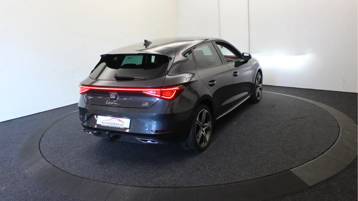 1.4 TSI eHybrid PHEV FR 204PK ELTrekh Dinamica Mem seats 18"